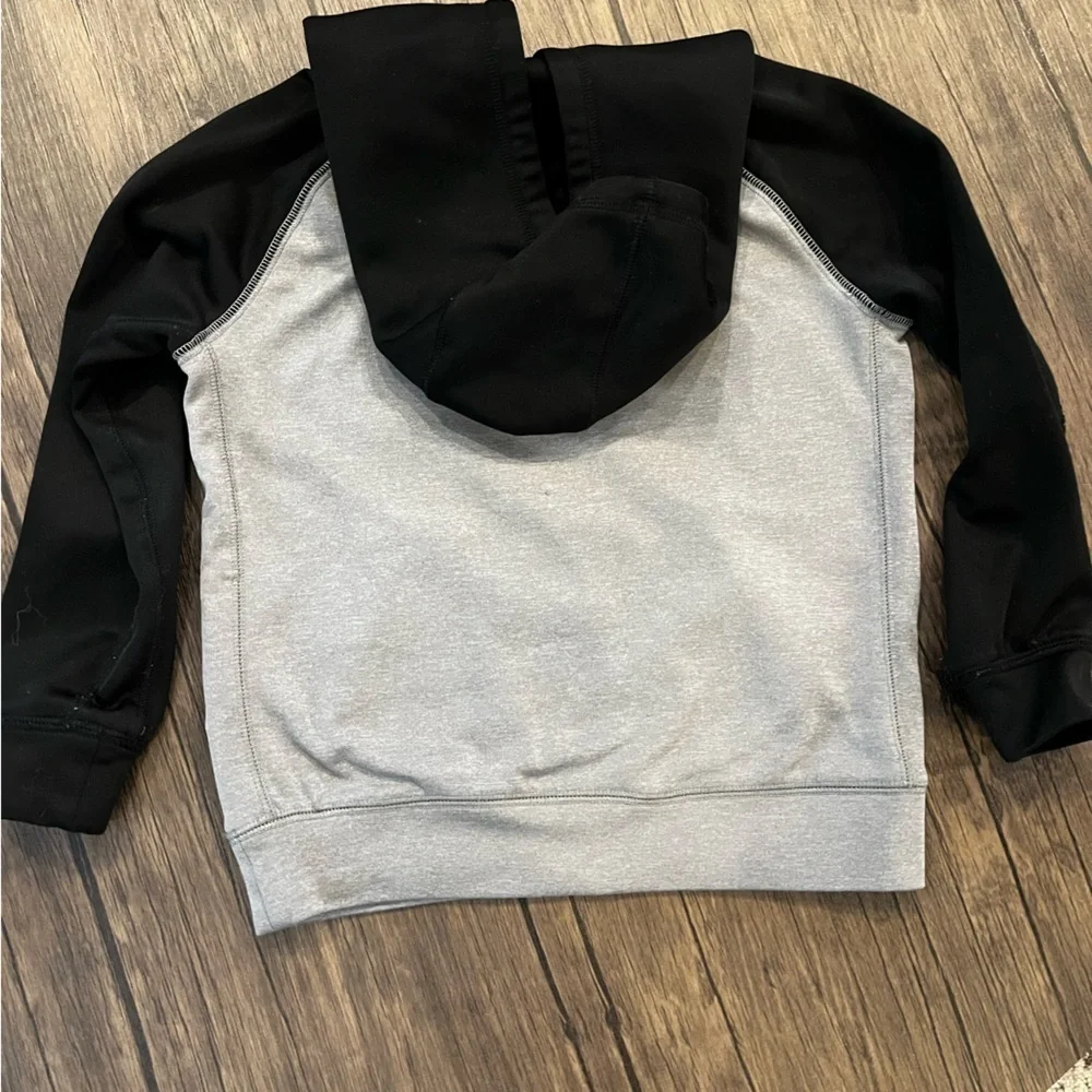 Ralph Lauren kids SZ small polyester hoodie. Black grey & red. Good condition